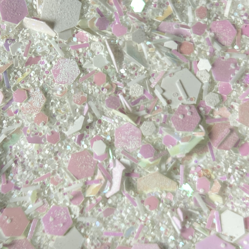 NAGAIA Snowflake Delight dip powder — white chunky glitter nail color swatch