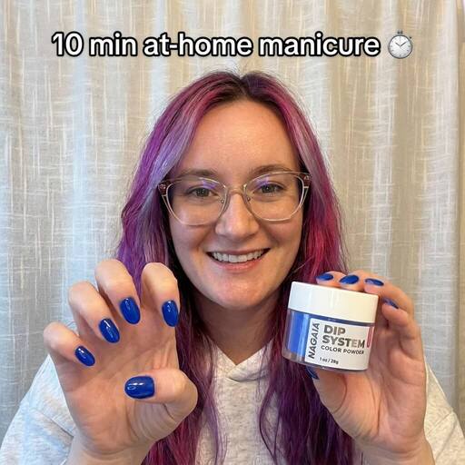 Chloe B, 26