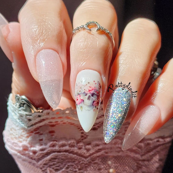 @nailsbymaria