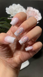 NAGAIA nail inspo