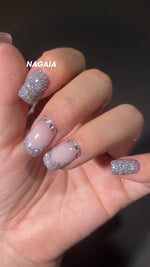 NAGAIA nail inspo