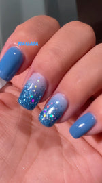 NAGAIA nail inspo