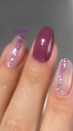 NAGAIA nail inspo