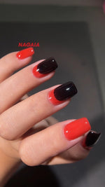 NAGAIA nail inspo