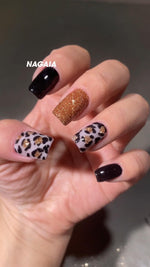 NAGAIA nail inspo