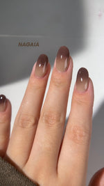 NAGAIA nail inspo