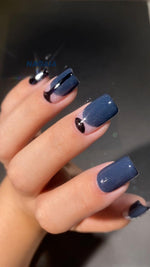NAGAIA nail inspo
