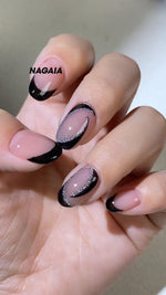 NAGAIA nail inspo