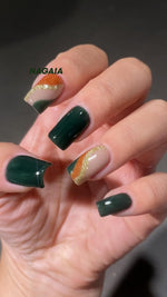 NAGAIA nail inspo
