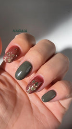 NAGAIA nail inspo