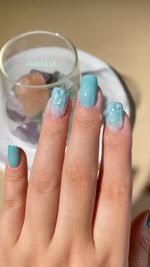 NAGAIA nail inspo