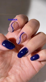 NAGAIA nail inspo
