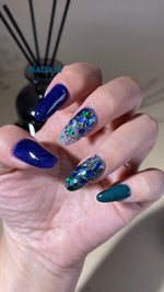 NAGAIA nail inspo