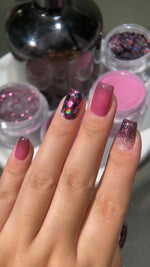 NAGAIA nail inspo