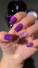 NAGAIA nail inspo
