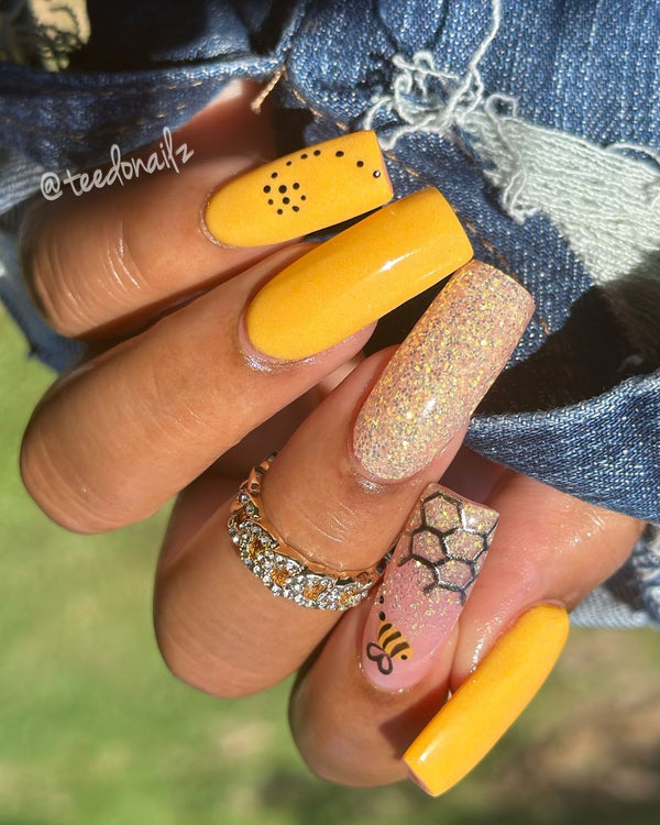 @nailsbymaria